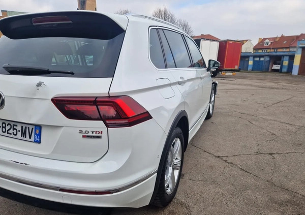 Volkswagen Tiguan cena 55900 przebieg: 110000, rok produkcji 2017 z Chodzież małe 407